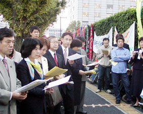 「自立支援」法案が衆院委可決で障害者ら抗議集会